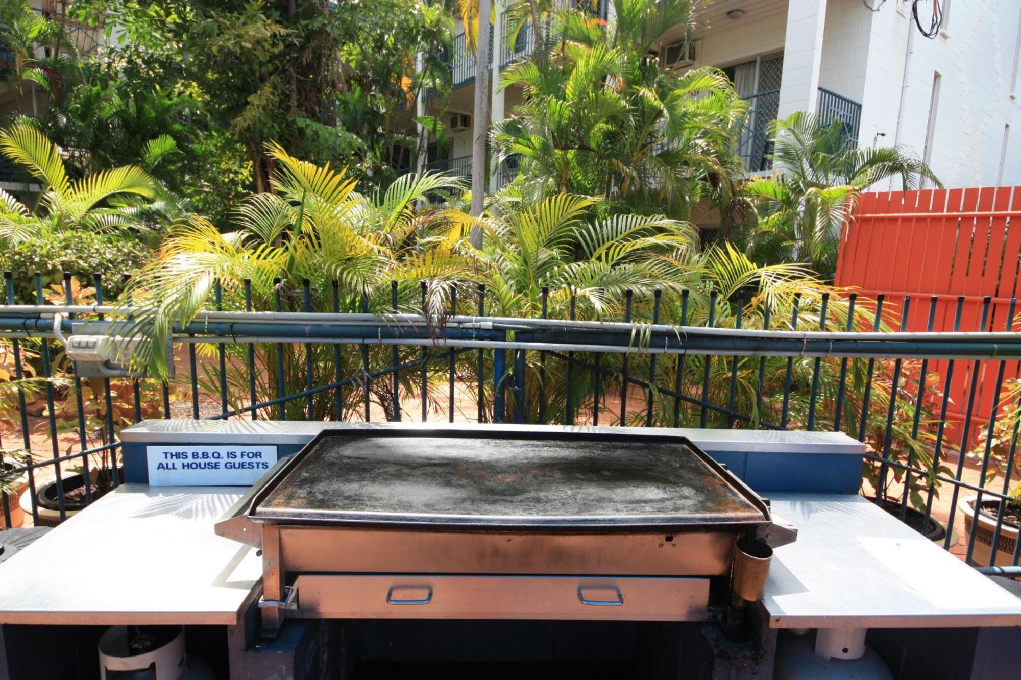 Coconut Grove Holiday Apartments Darwin Kültér fotó